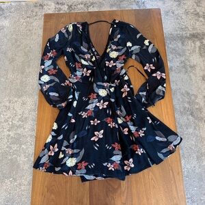 ASTR The Label Long Sleeve Black Floral Wrap Dress Size M